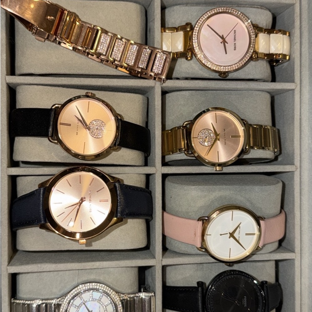 Elegant Michael Kors Women's Watch